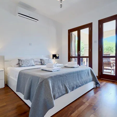 “how To Rent Your Perfect Cyprus Home” - Pelendri فيلة *